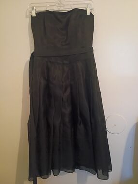 Kay Unger Women's Strapless Black A-Line Evening Dress 100% Silk Sz 4
